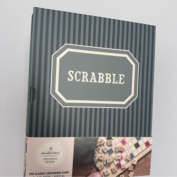 Scrabble Hearth & Home Classic bookshelf NWT - Picture 2 of 5